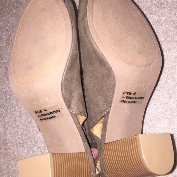 Qupid Open Toe Bootie - Picture 4 of 5